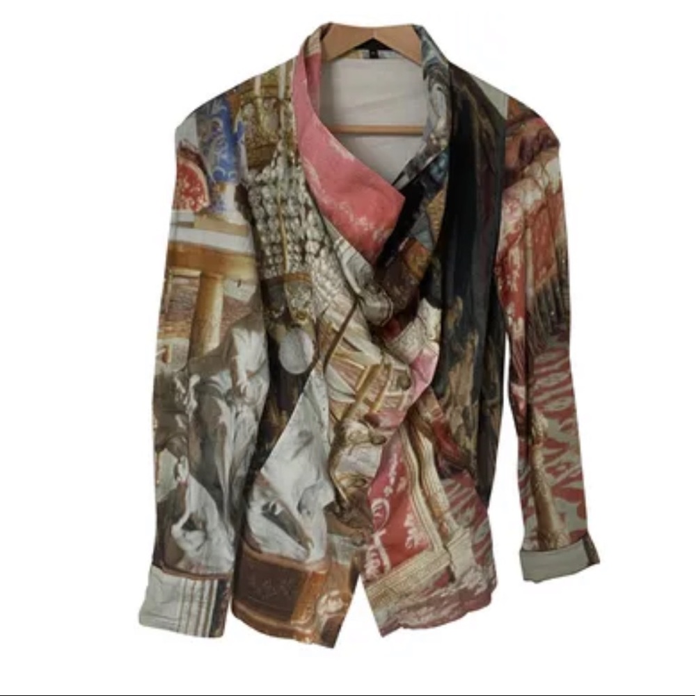 Vivienne Westwood, designer. Beautiful top .